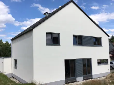 Saniertes Einfamilienhaus, Gartenseite